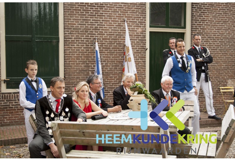 12 -7-2015 Onthulling grafsteen Herwen Coll. P.Snip- HKR (26)